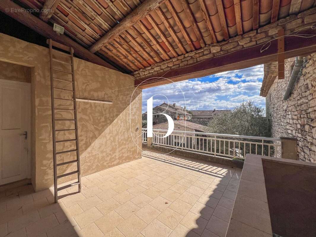 Maison à ORGNAC-L'AVEN