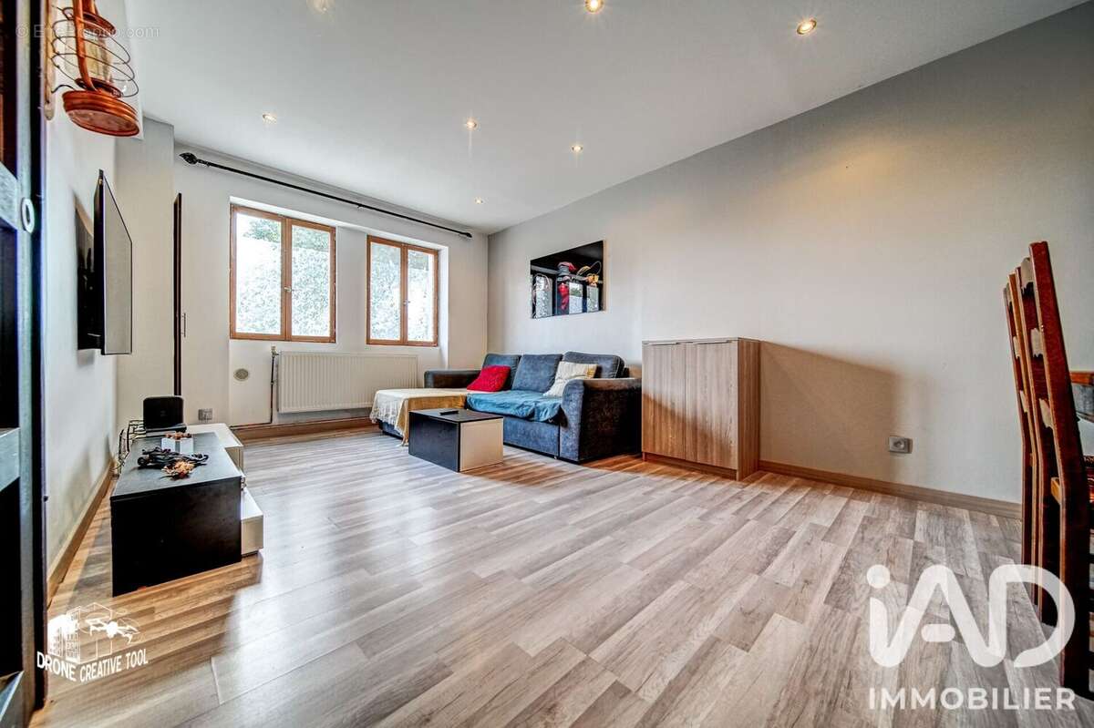 Maison 141 m² à Viviers  - photo 9