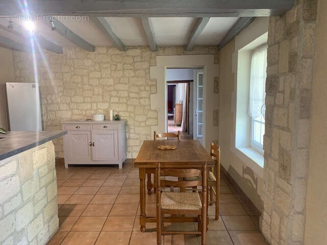 Maison à SAINT-DIZANT-DU-GUA