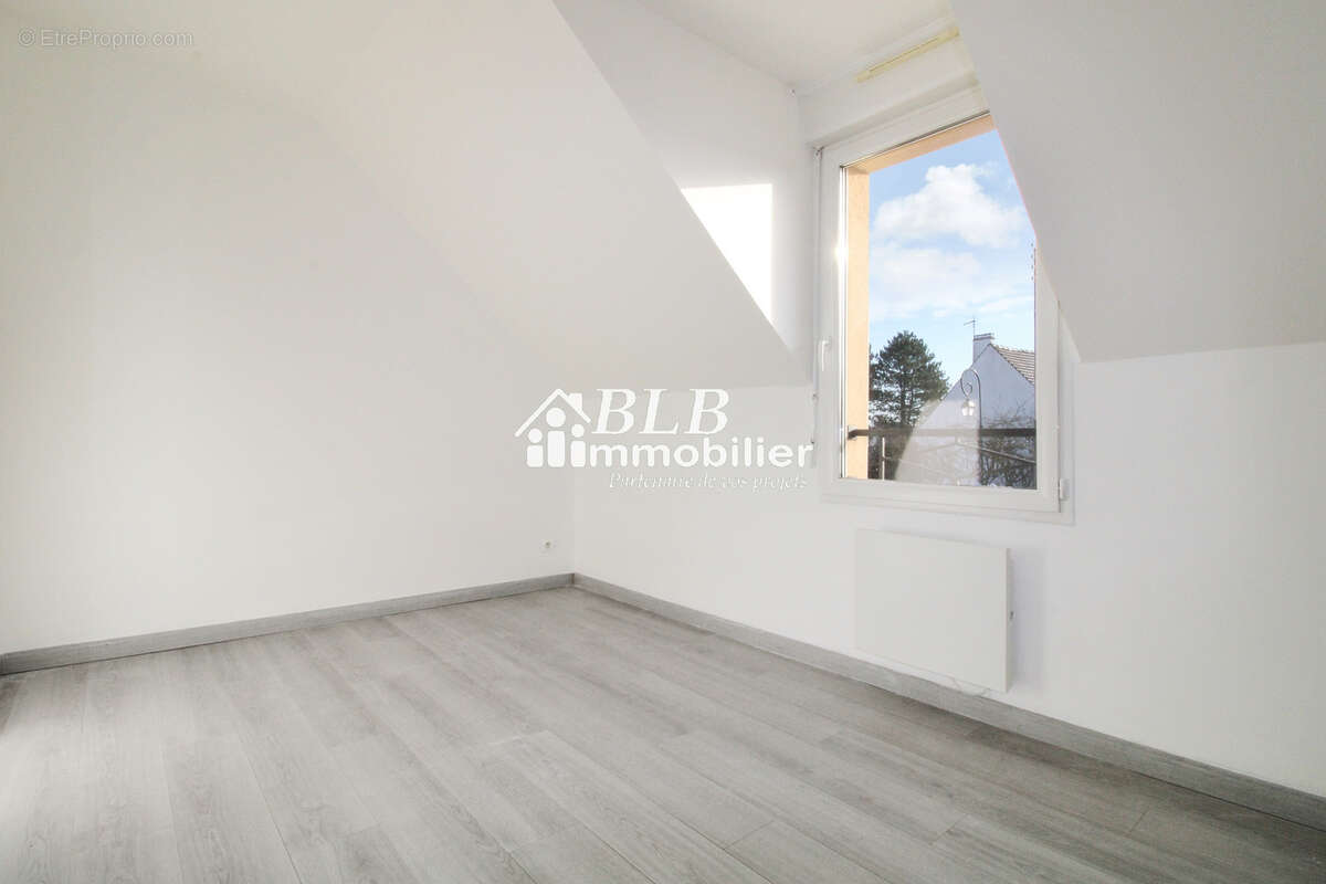 Appartement à LE PERRAY-EN-YVELINES