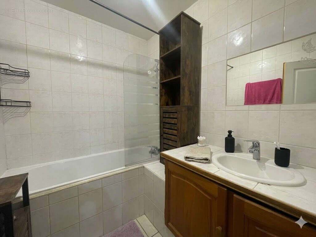 Appartement à CUCURON