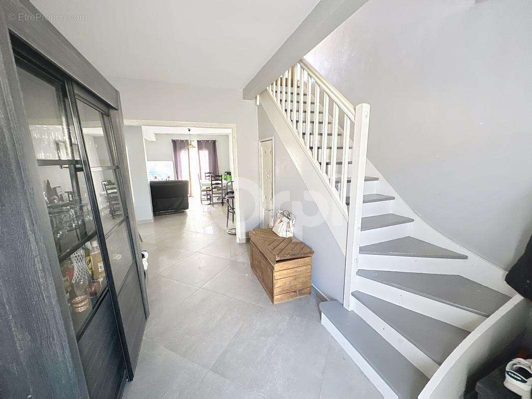 Maison à CHOISY-AU-BAC