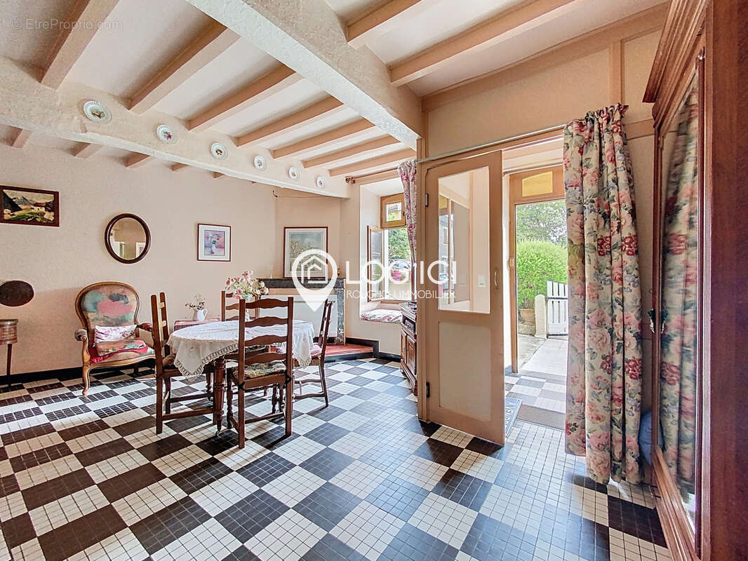 Maison à ARZACQ-ARRAZIGUET