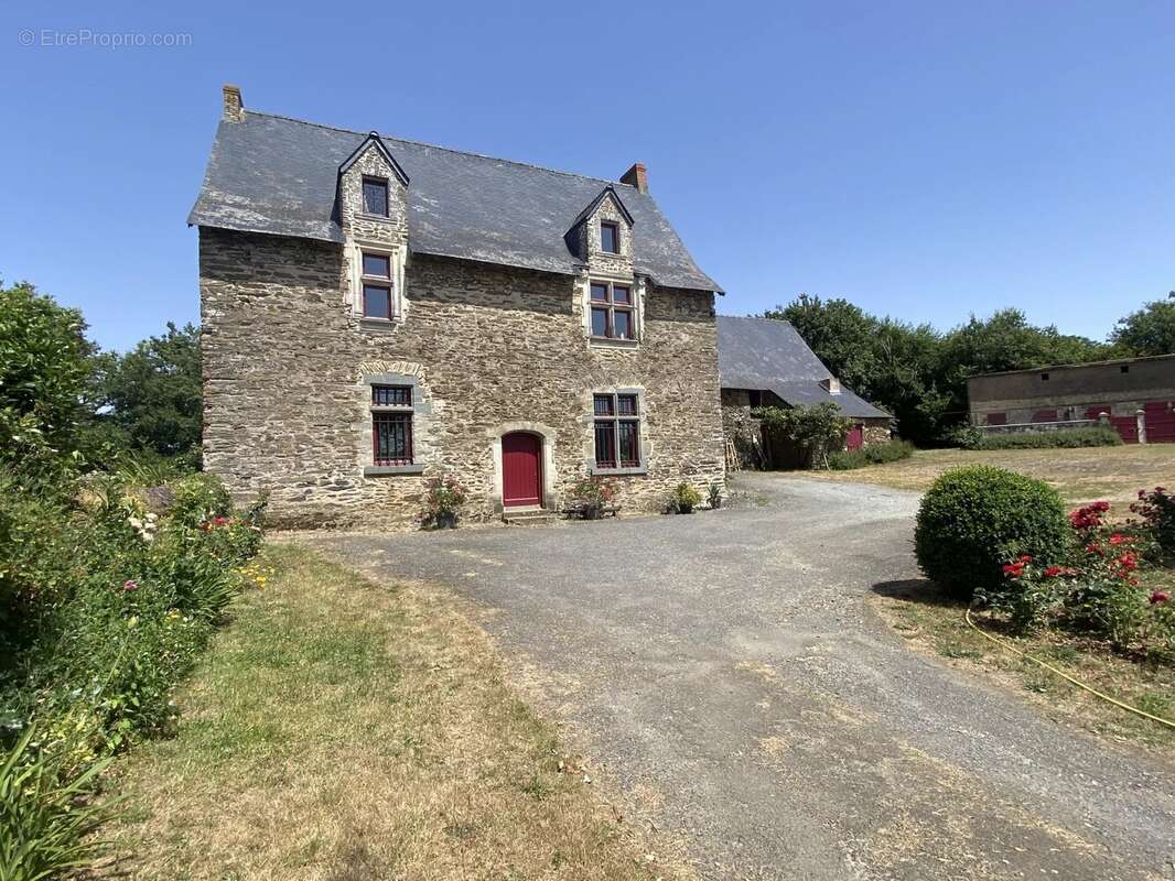 Charmant manoir restauré en Mayenne - photo 20