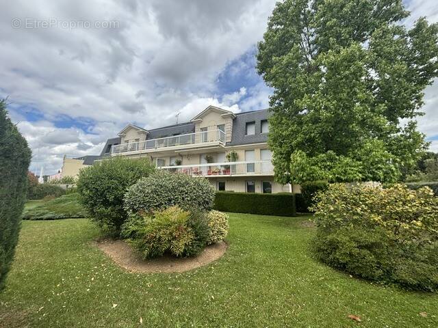 Appartement à LAMORLAYE
