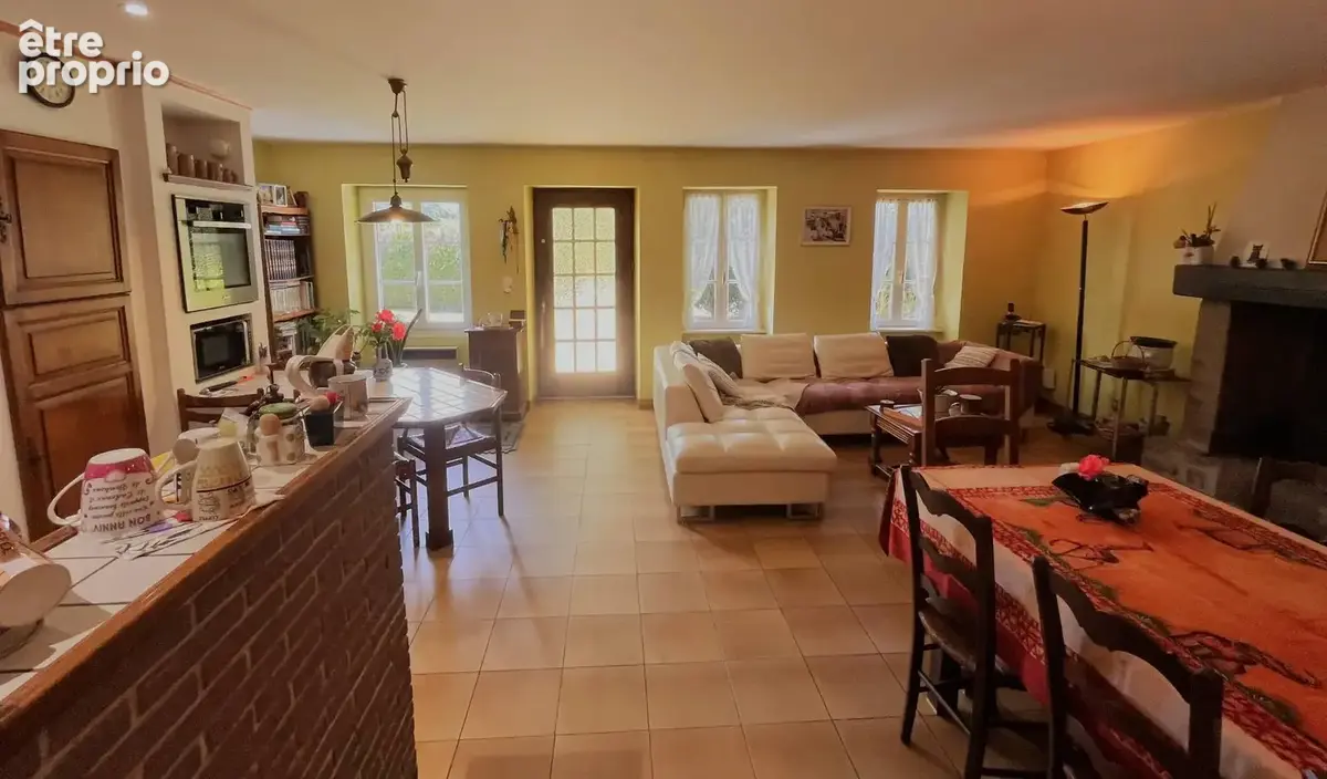 Maison en pierre de taille, viager occupé à CORDEMAIS - photo 7