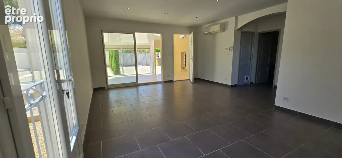 Colline impasse au calme villa  t4/5 sh 102 m2 3 ch veranda alu terrain 350 m2 piscine 7 x 4 m - photo 5