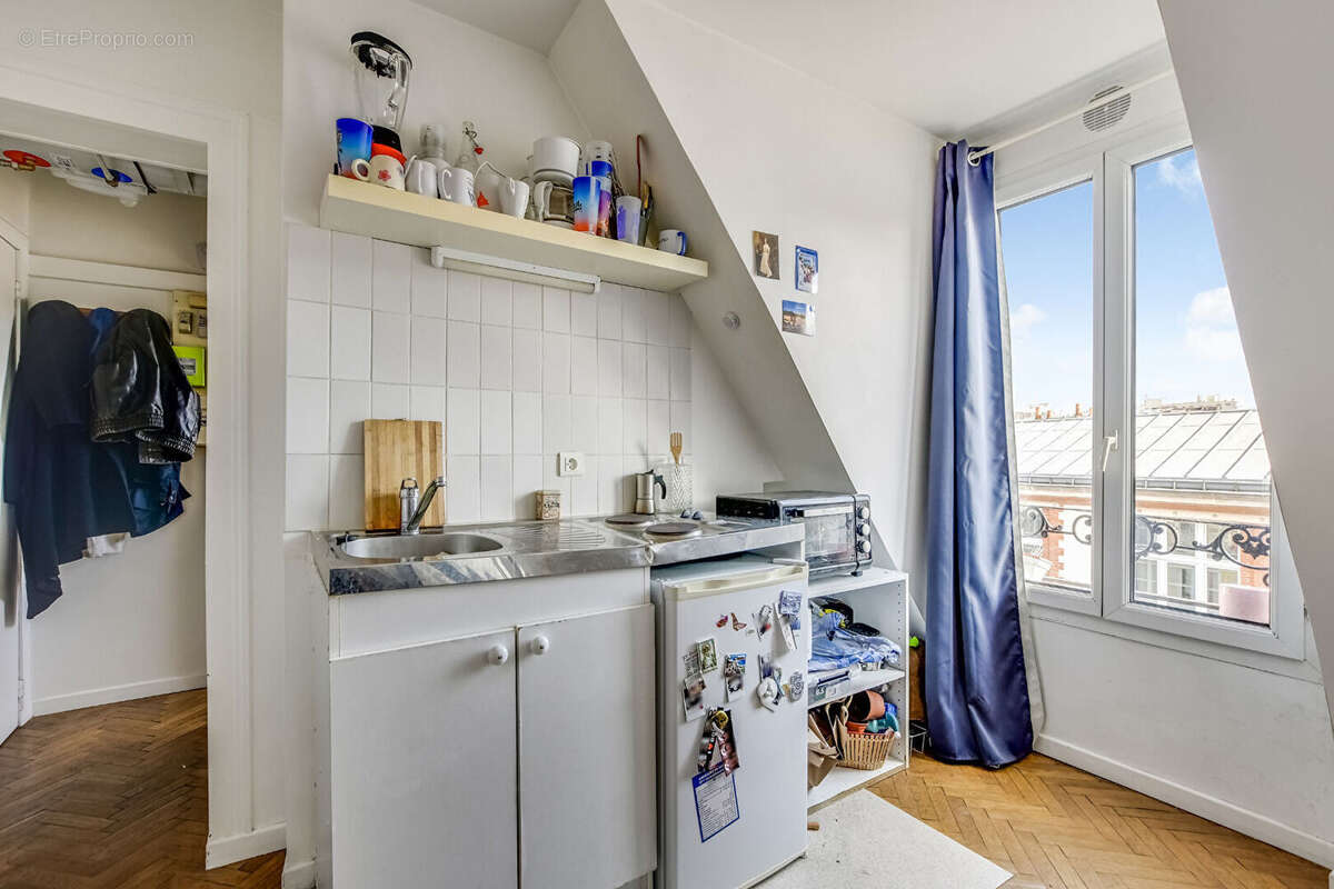Appartement à PARIS-10E