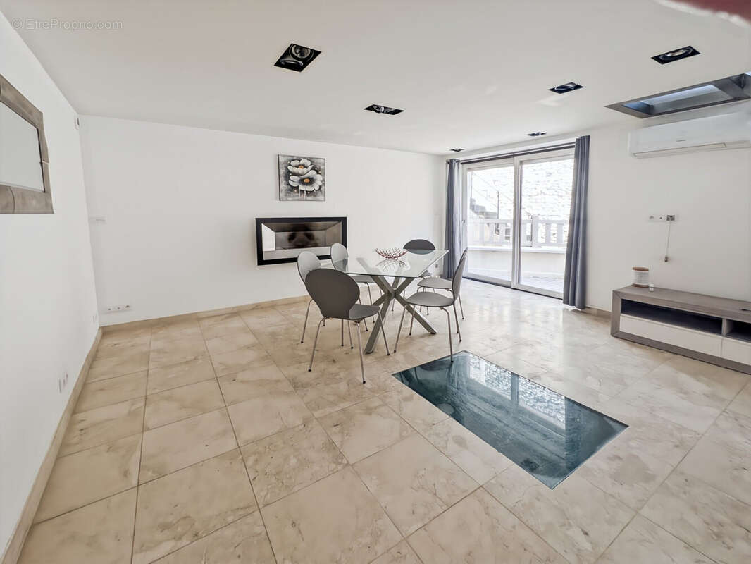 Maison à VILLEFRANCHE-SUR-SAONE