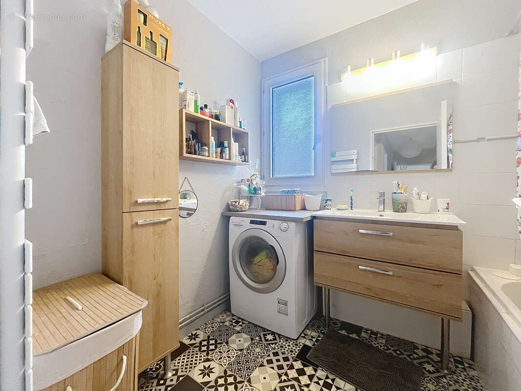 Appartement à OULLINS