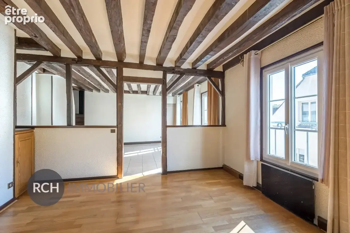 Montfort-l'Amaury - Bel appartement lumineux situé au dernier étage - photo 3