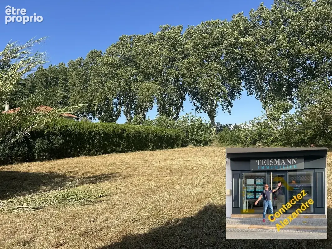 Terrain à MALLEMORT