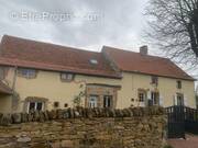 Photo 1 - Maison à OUROUX-SOUS-LE-BOIS-SAINTE-MARIE