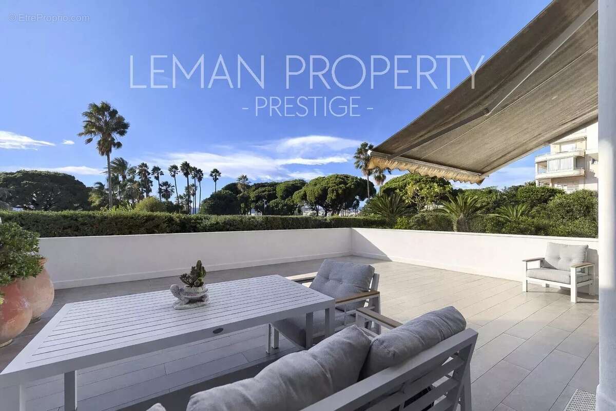 Appartement à CANNES