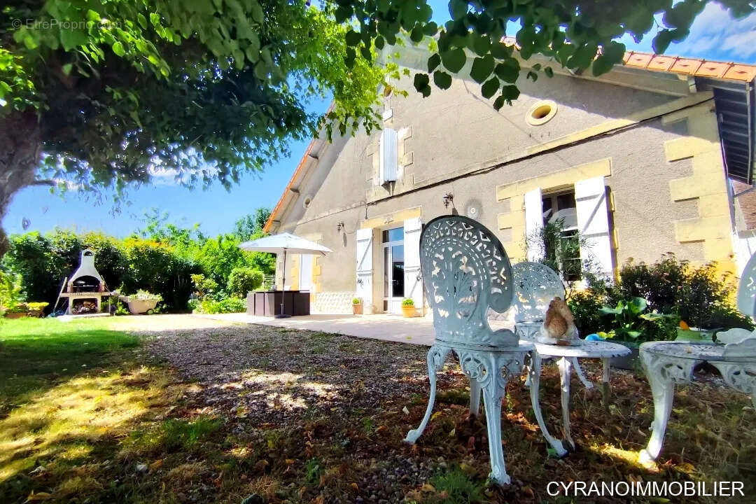 Maison à LAMONZIE-SAINT-MARTIN