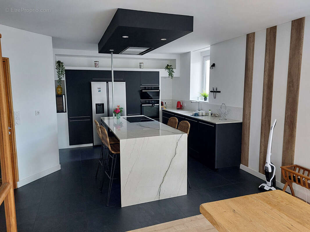 Appartement à SAINT-AVE