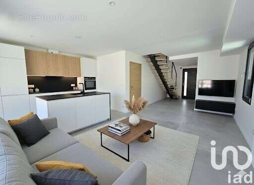 Photo 2 - Appartement à MARSEILLE-16E