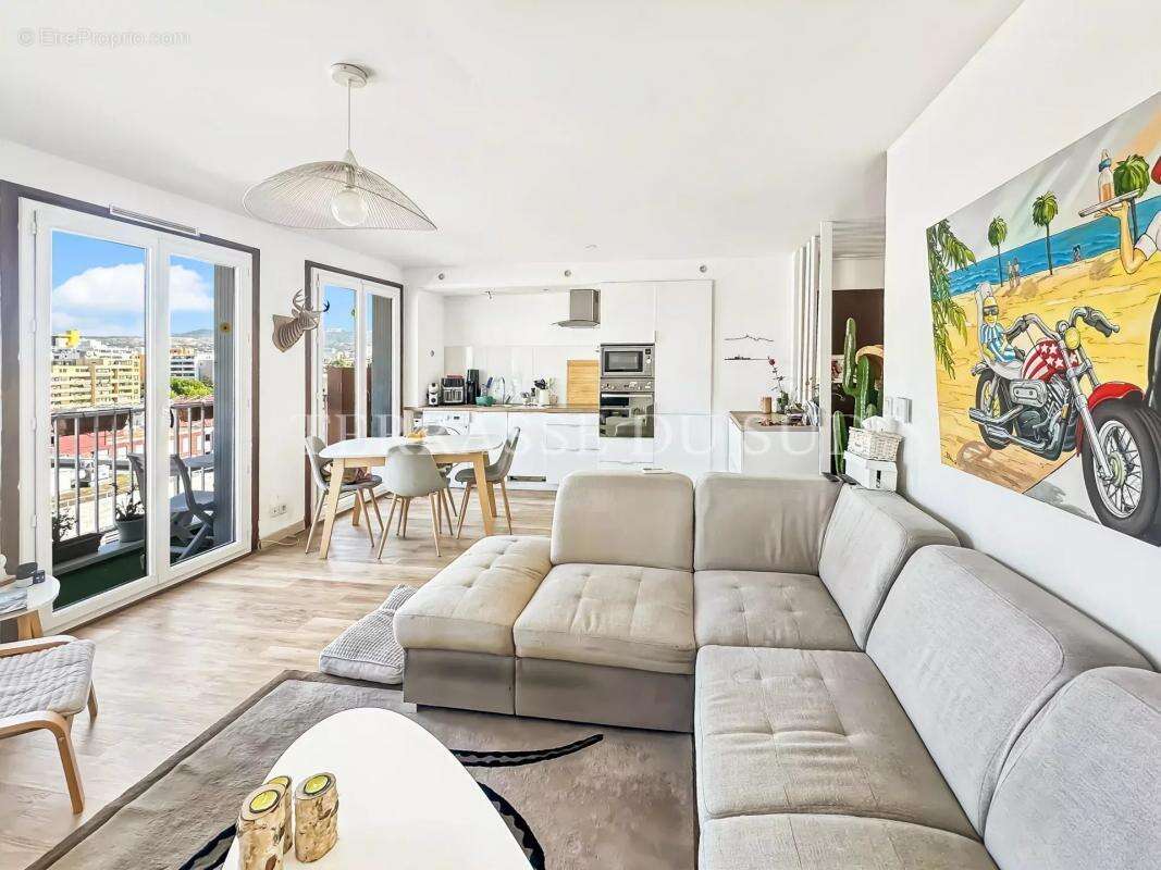 Appartement à MARSEILLE-3E