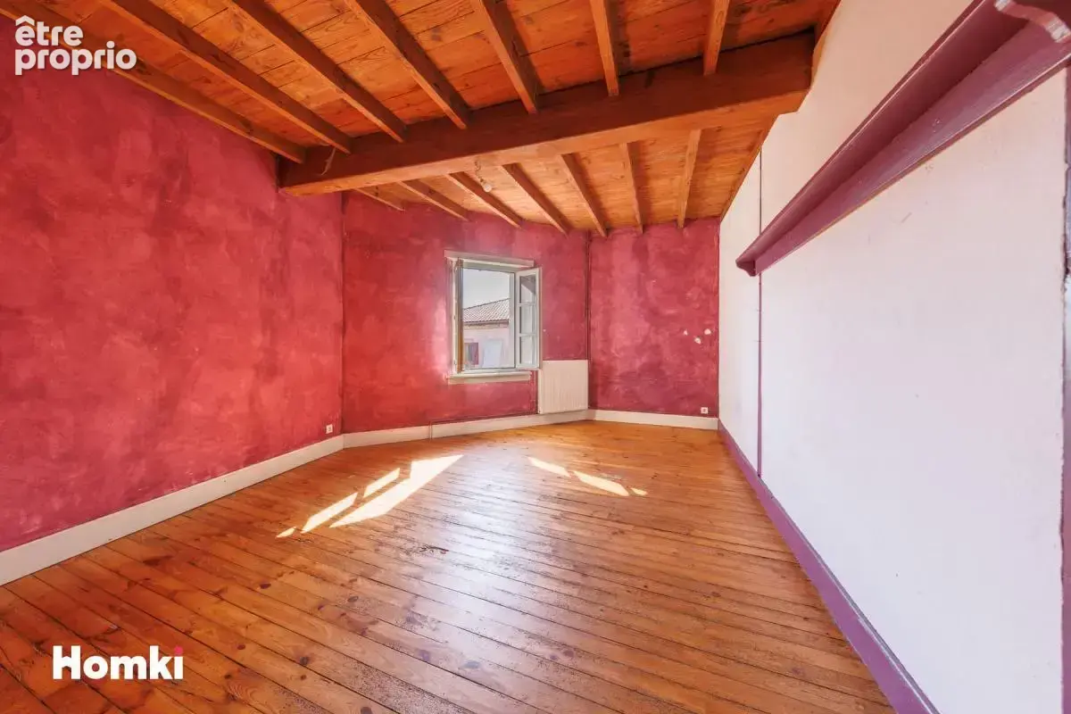 Maison de ville T8 de 216 m à Courpière 63120 - photo 13