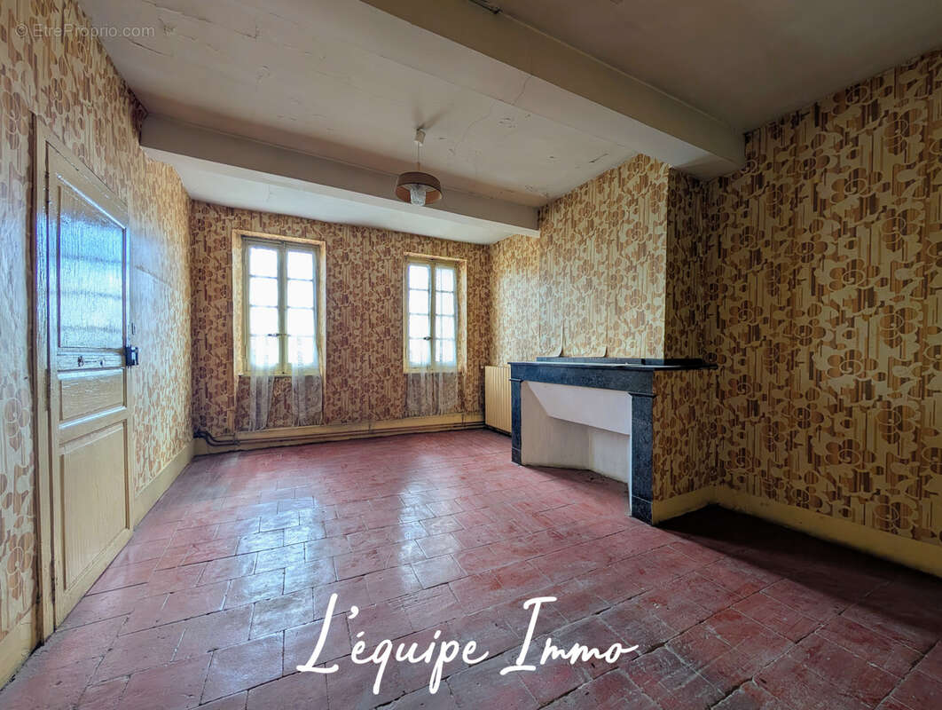 Maison à MONTPEZAT