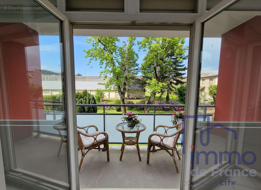 proposition deco balcon  - Appartement à SAINT-ETIENNE