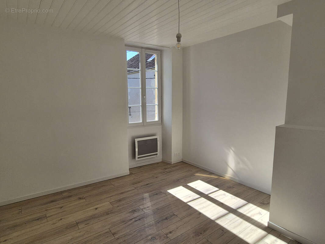 Appartement à SAUVETERRE-DE-GUYENNE