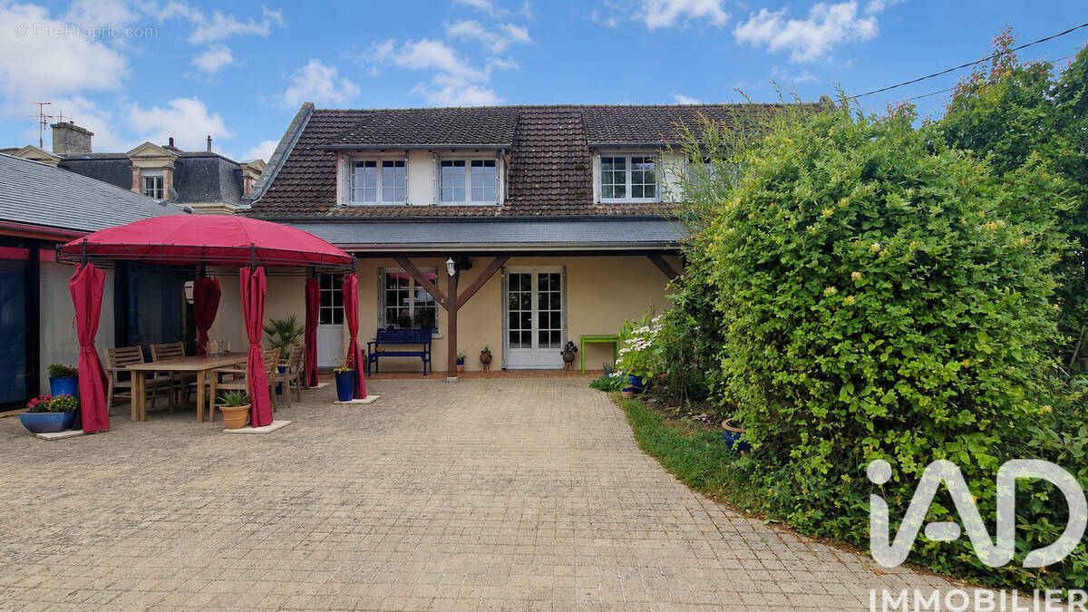 Photo 1 - Maison à BEAUMONT-EN-VERON
