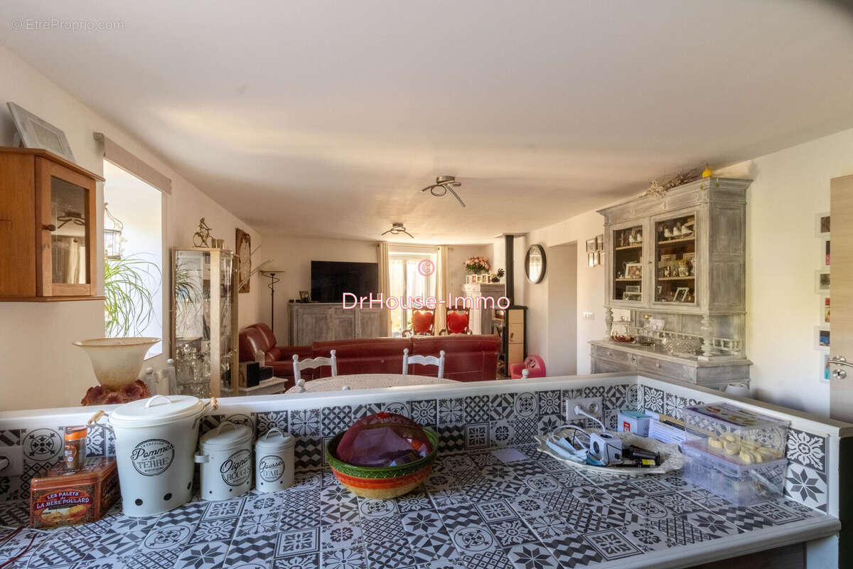 Maison 132 m² à Saint-Denis  - photo 31