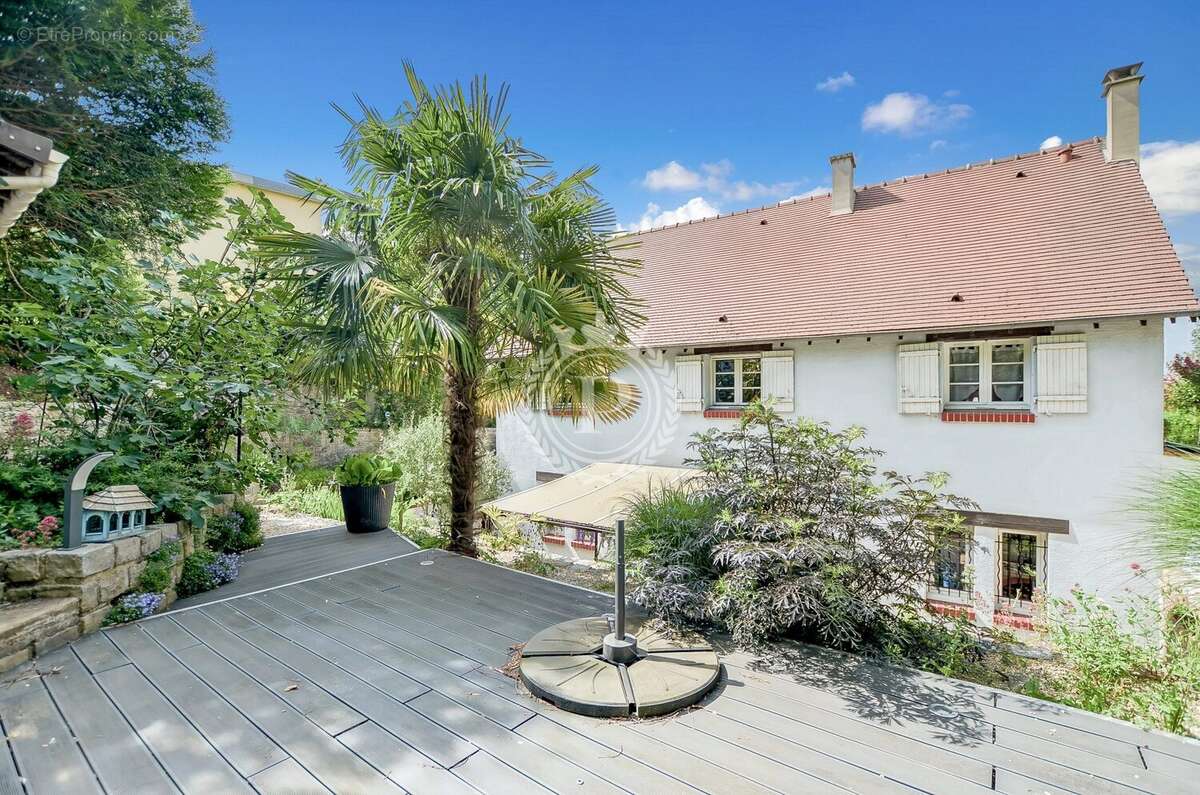 Maison à MONTMORENCY