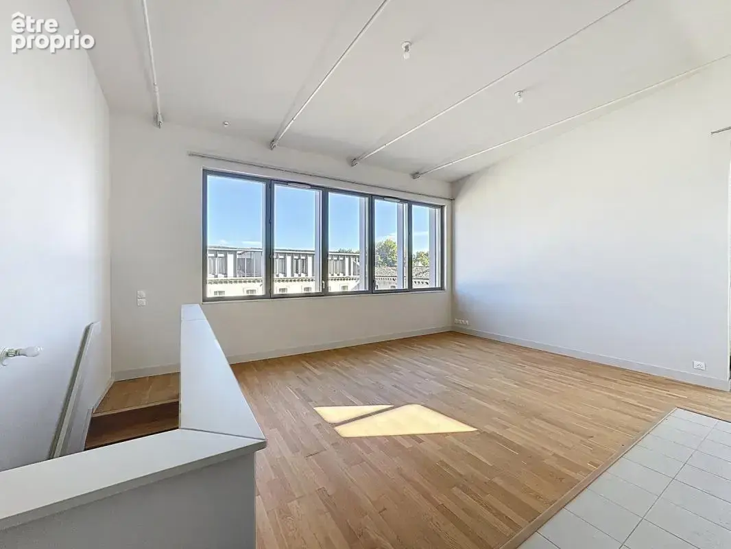 Avignon Intra-muros - Duplex de 80 m² - terrasse - parking - photo 2