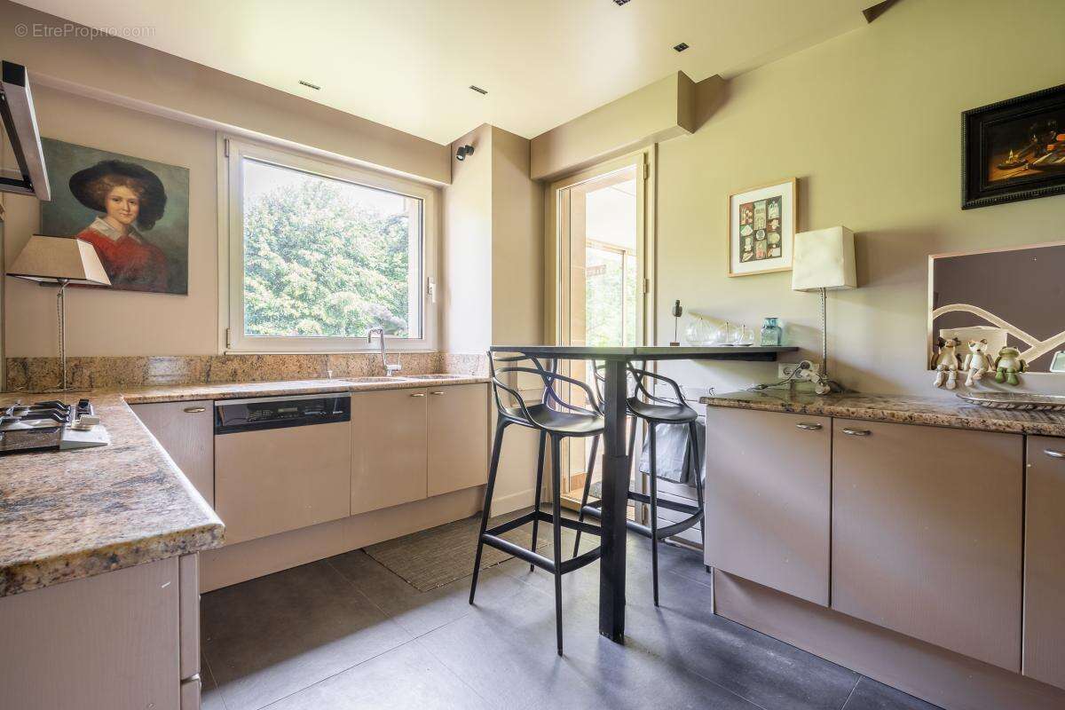 Appartement à NOGENT-SUR-MARNE
