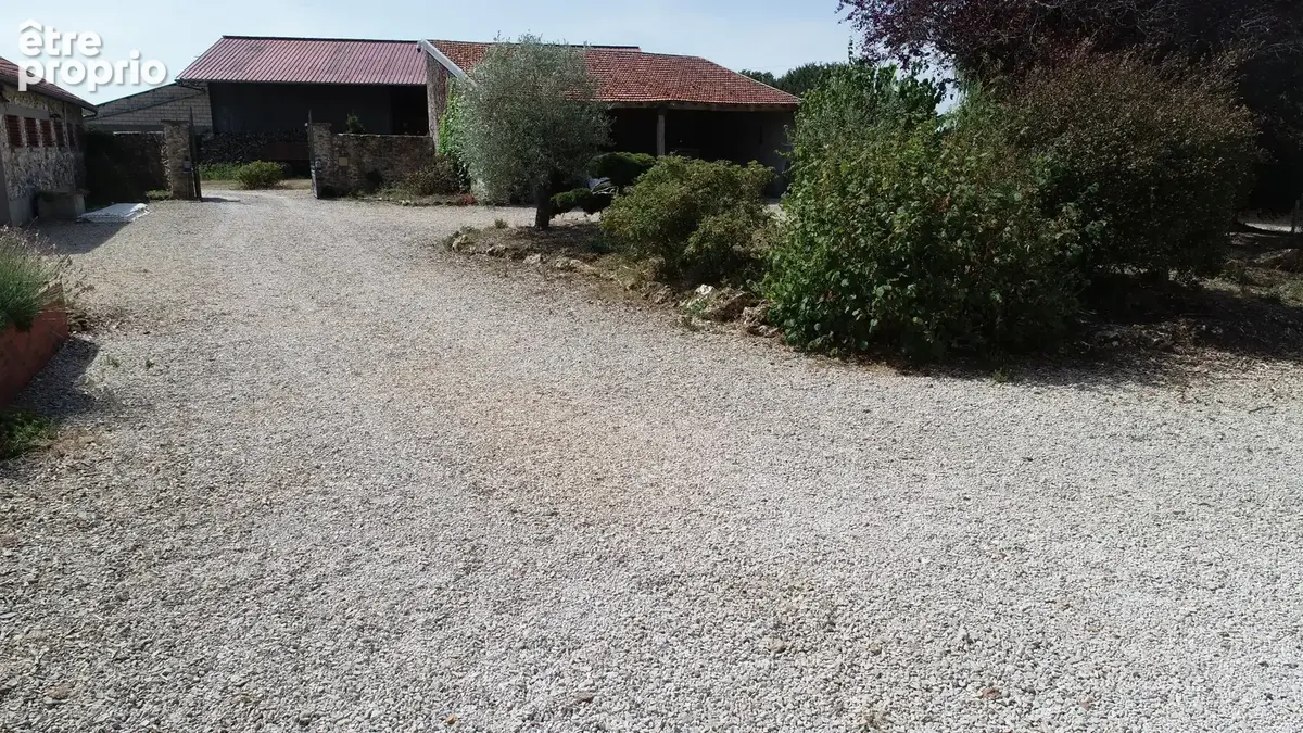 LE THOULT TROSNAY (51) à vendre superbe corps de ferme restauré sur un terrain clos de plus de 8600 m2 avec étang - photo 7