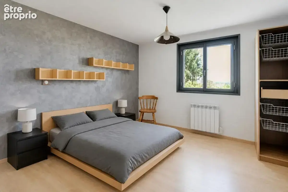Maison de 8 pièces de 170 m² à Saint-Laurent-de-Mure - photo 13