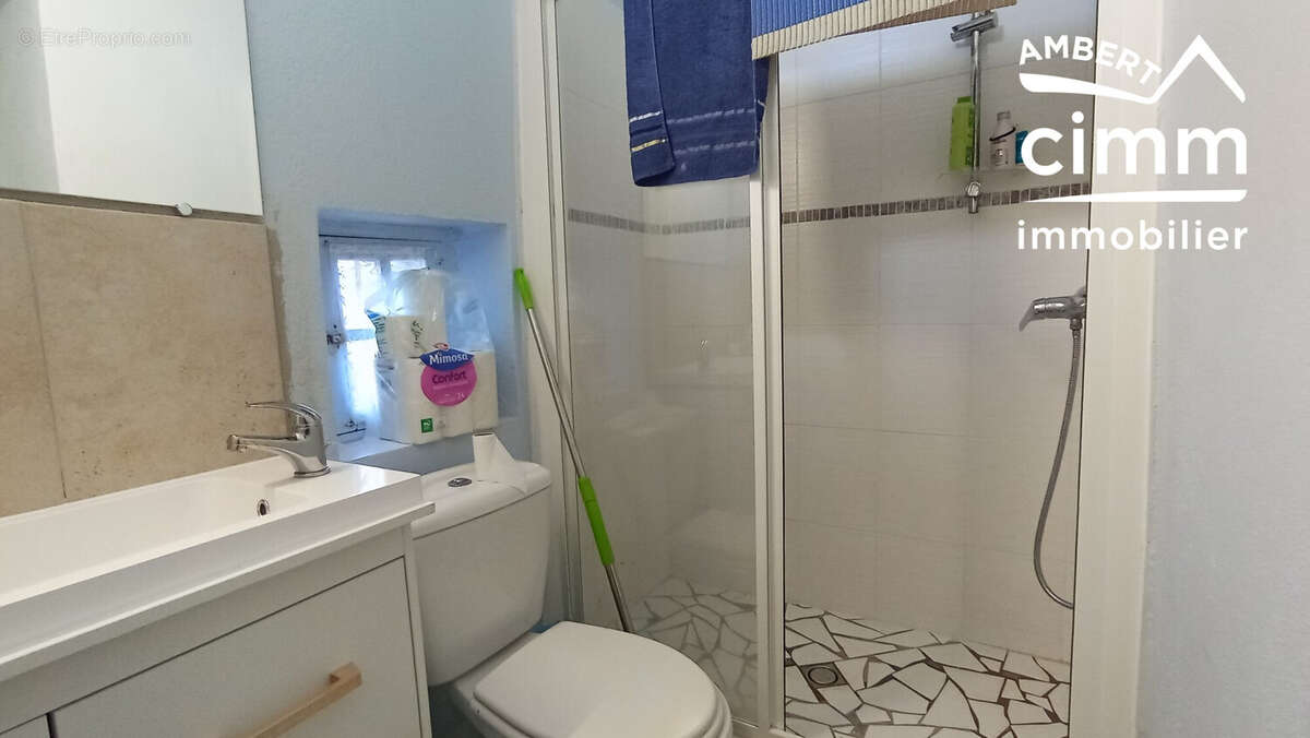 Maison à TOURS-SUR-MEYMONT