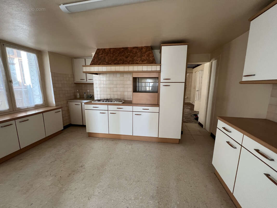 Maison à SAINT-PARRES-LES-VAUDES