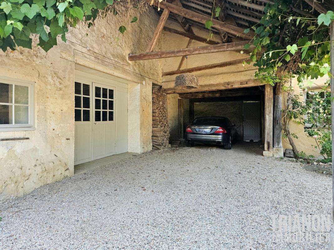 Maison à FEUCHEROLLES