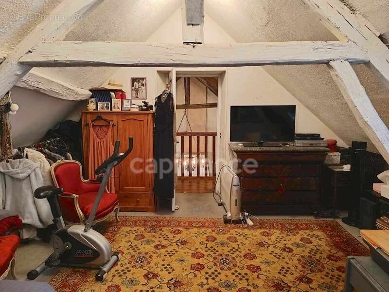 Maison à LES BORDES