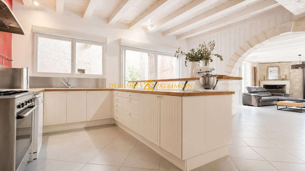 Maison 154 m² à L'isle-D'espagnac  - photo 7