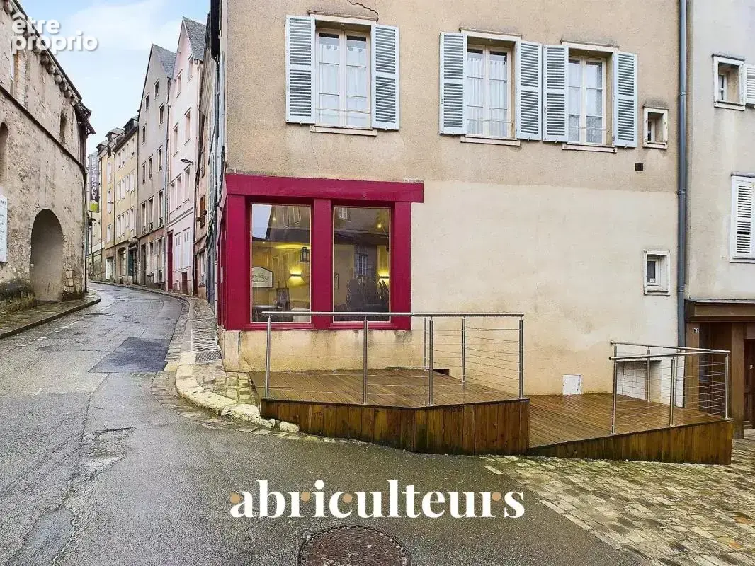 Vente de murs professionnels 152 m² sur 3 niveaux avec terrasses en vente à Chartres (28000) - photo 5