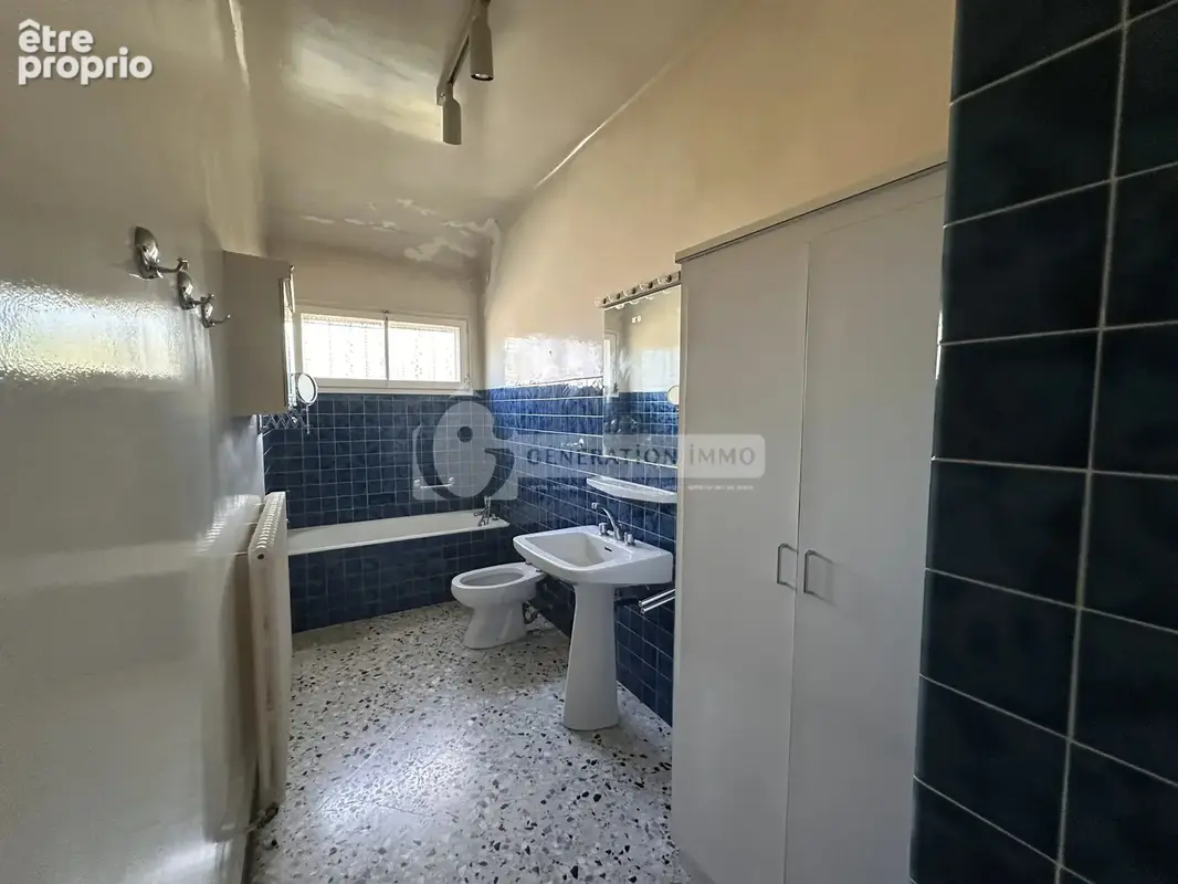 Fontvieille - grande maison avec jardin - photo 11