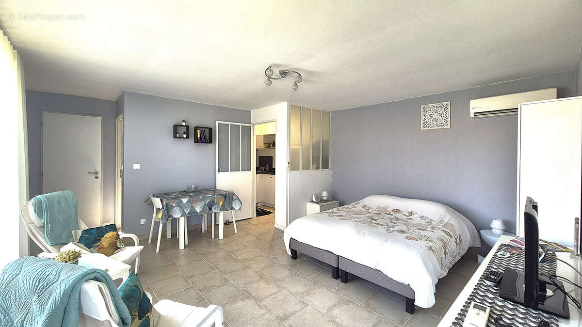 Villa de plain-pied au calme absolu avec piscine, studio indépendant et vaste terrain arboré - photo 15