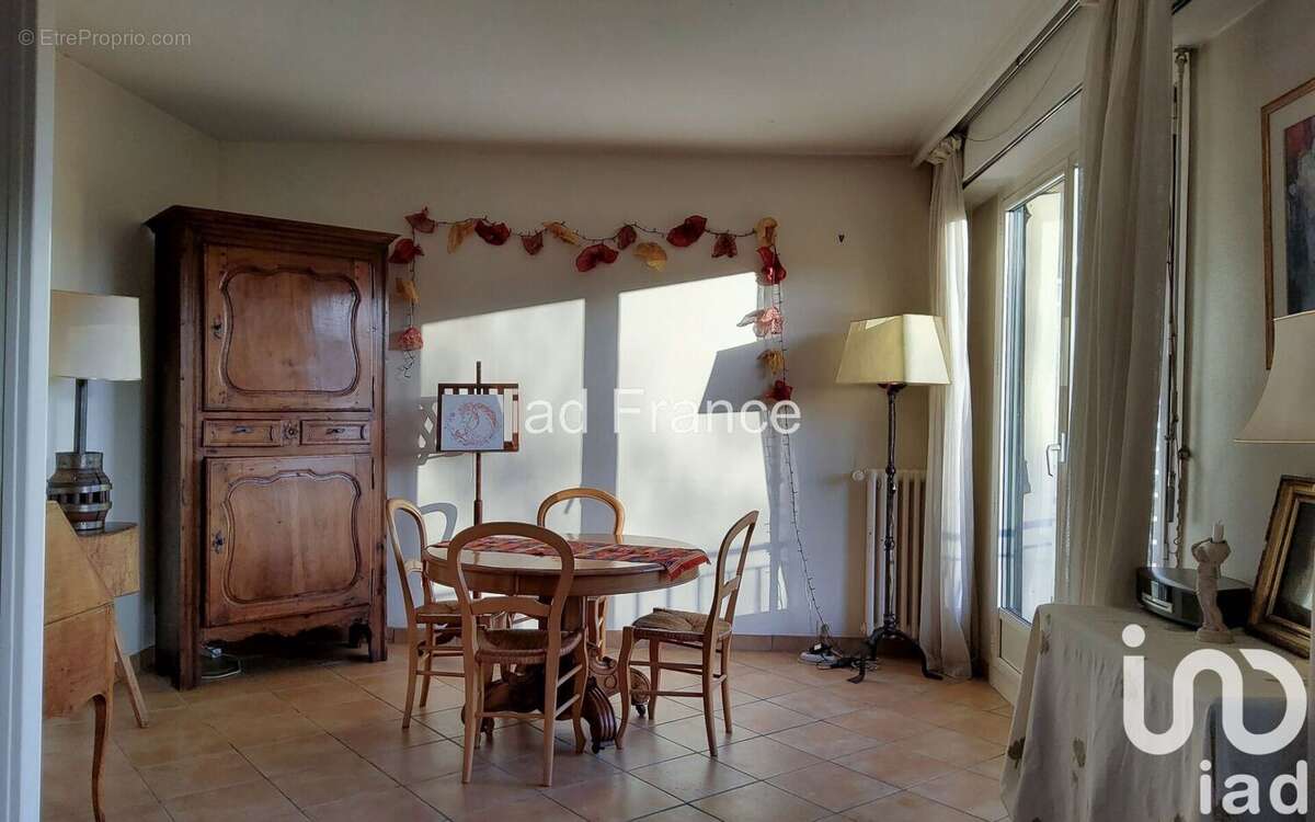 Photo 4 - Appartement à VILLE-D&#039;AVRAY