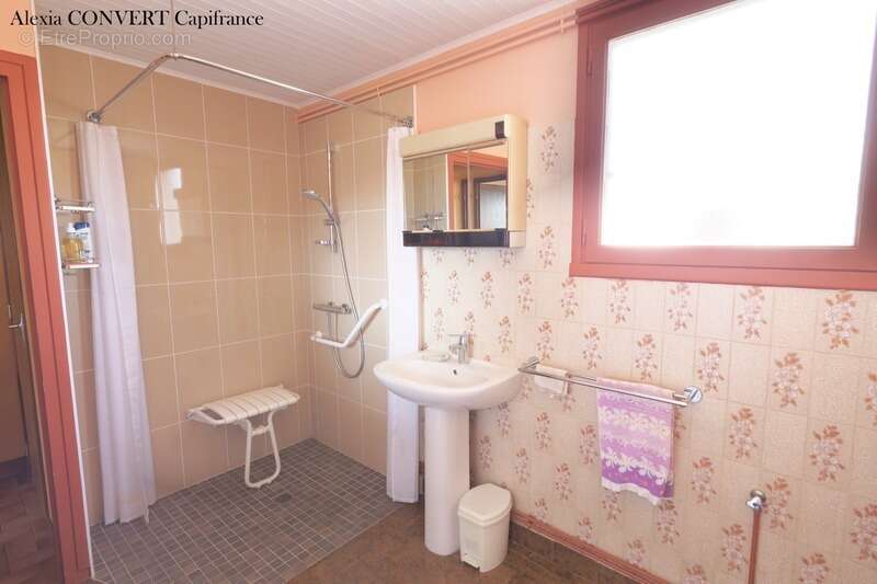 Ferme à vendre 4 pièces 133m², beau potentiel SAINT JULIEN SUR REYSSOUZE (01) - photo 10