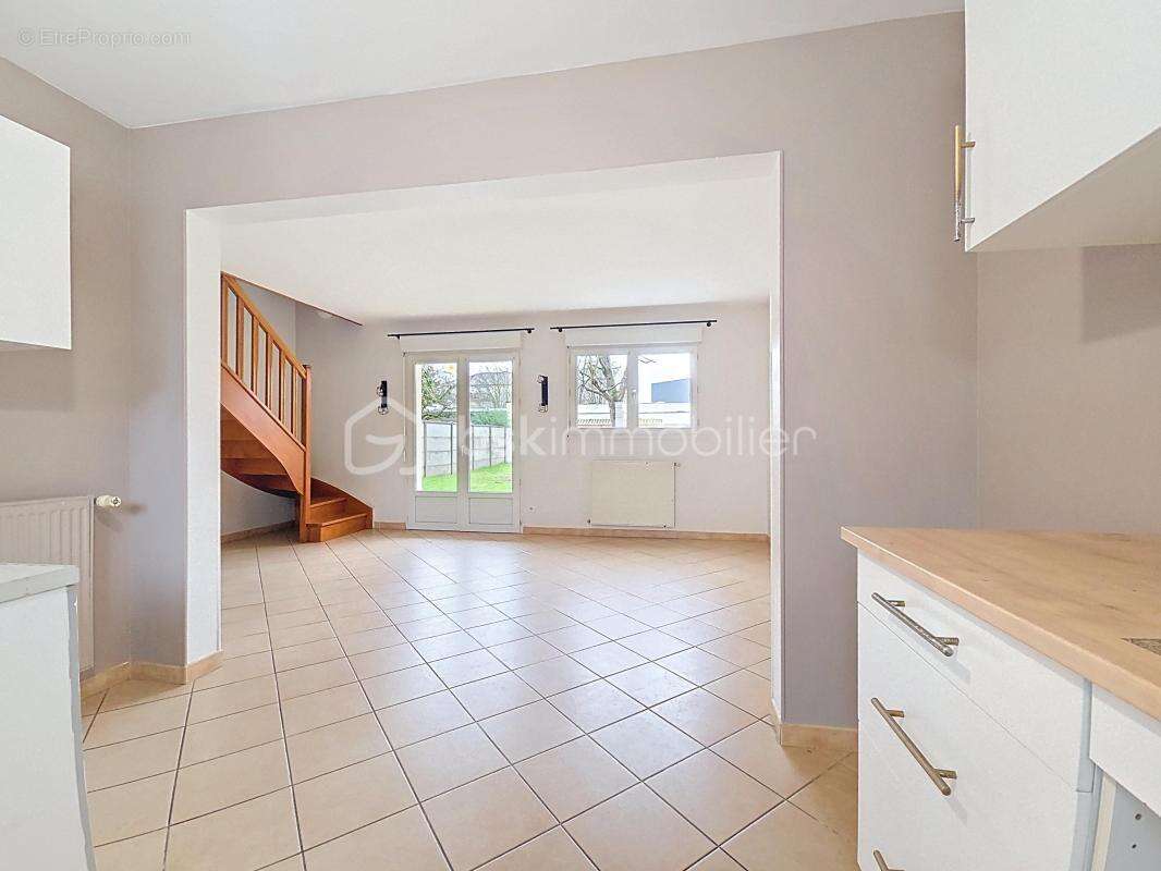 Maison à LIVRY-GARGAN