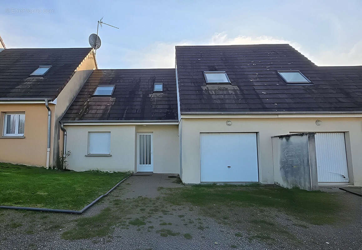 Maison mitoyenne 3 chambres avec jardin, terrasse et garage à Foucherans - photo 13