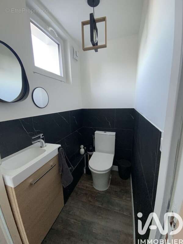 Maison 128 m² à Saint-Andre-Des-Eaux  - photo 6