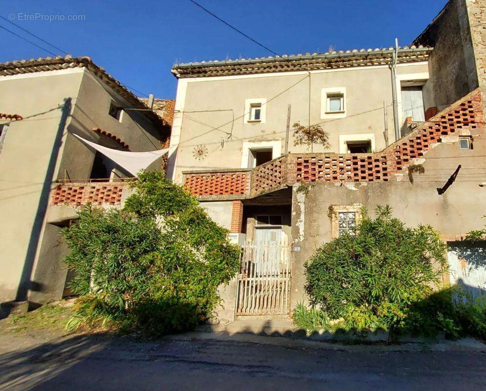 Maison à SAINT-BRES