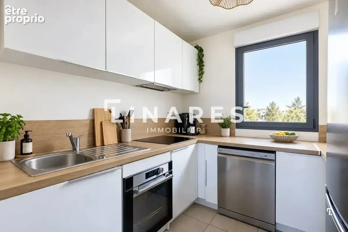 LA NATIVITE - Appartement T3 de 70 m2 - Terrasse de 30m2 - Garage - 13100 AIX - photo 6