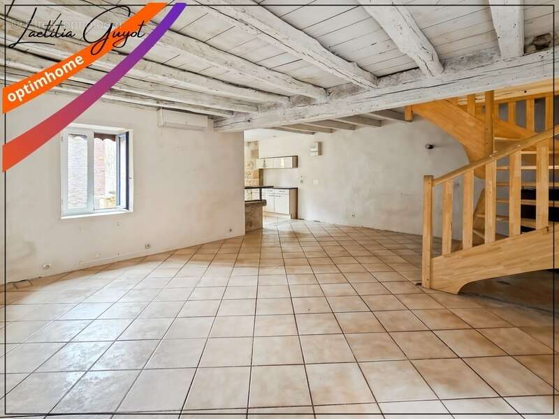 Appartement à SOUVIGNY
