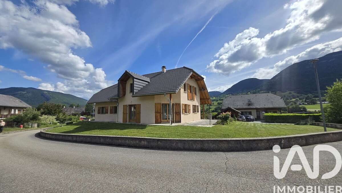 Photo 2 - Maison à LESCHERAINES